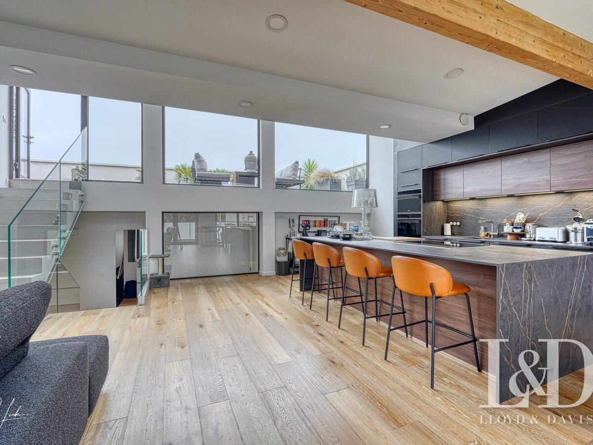 Apartment Issy-les-Moulineaux