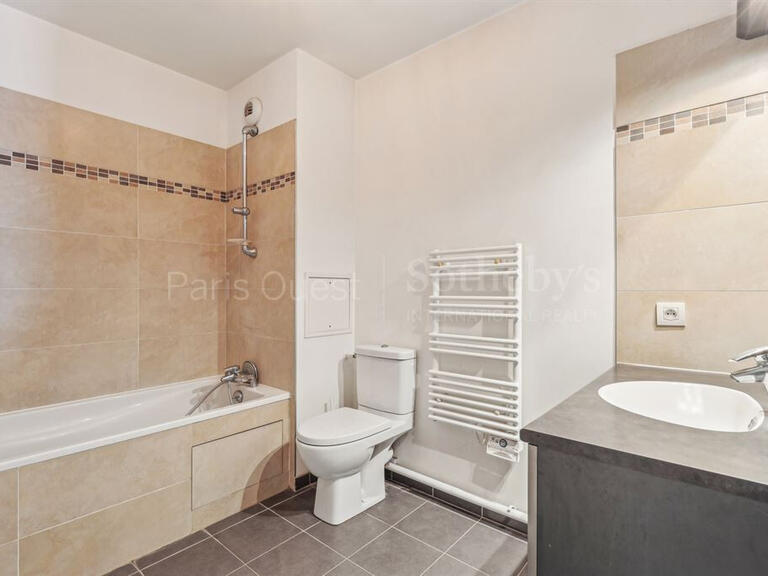 Appartement Issy-les-Moulineaux - 4 chambres - 99m²