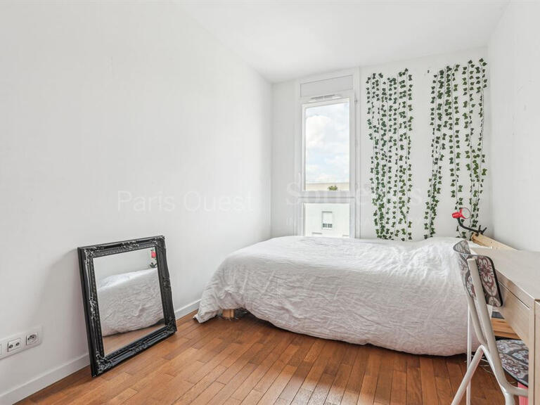 Appartement Issy-les-Moulineaux - 4 chambres - 99m²