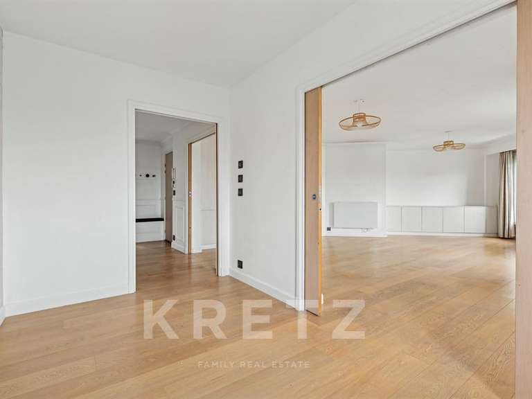 Appartement Issy-les-Moulineaux - 4 chambres - 147m²