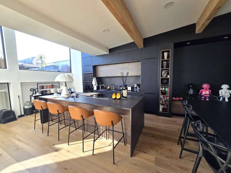 Apartment Issy-les-Moulineaux - 4 bedrooms - 205m²