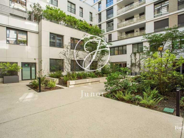 Appartement Issy-les-Moulineaux - 2 chambres - 84m²