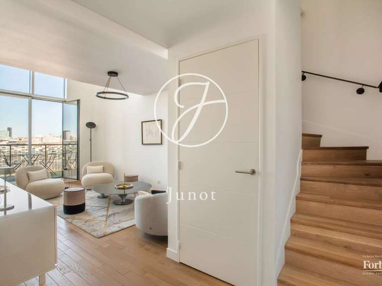 Appartement Issy-les-Moulineaux - 2 chambres - 84m²