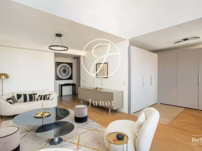 Appartement Issy-les-Moulineaux - 2 chambres - 84m²