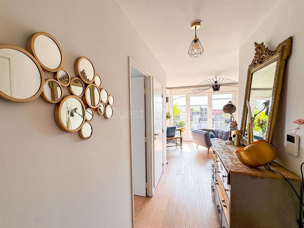 Apartment Issy-les-Moulineaux