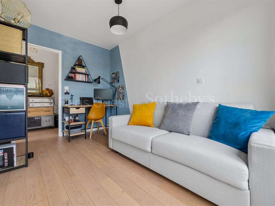 Apartment Issy-les-Moulineaux