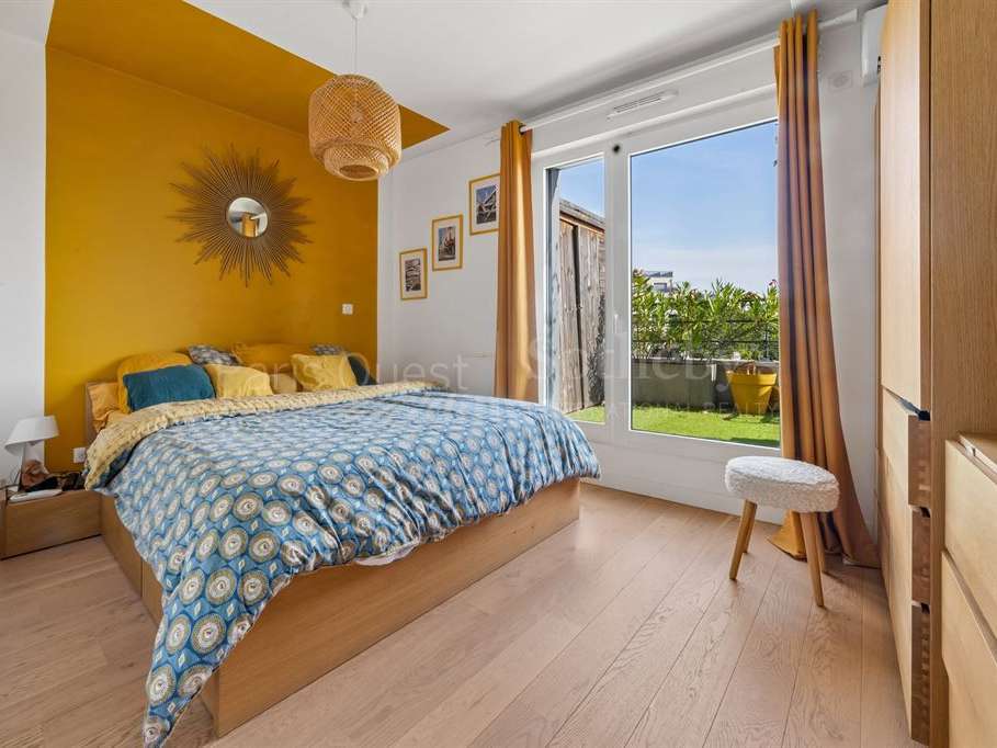 Apartment Issy-les-Moulineaux