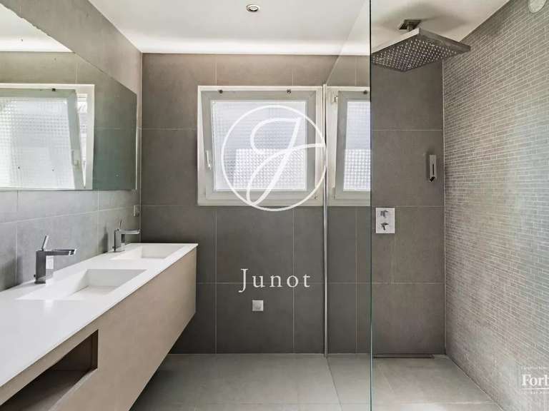 Appartement Issy-les-Moulineaux - 5 chambres - 287m²