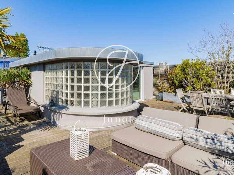 Appartement Issy-les-Moulineaux - 5 chambres - 287m²