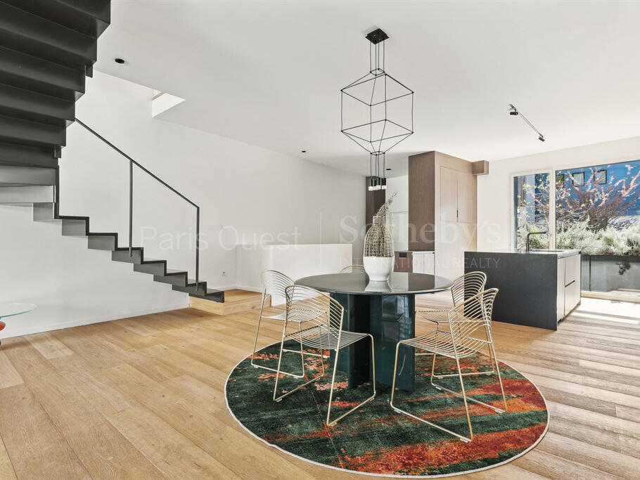 House Issy-les-Moulineaux
