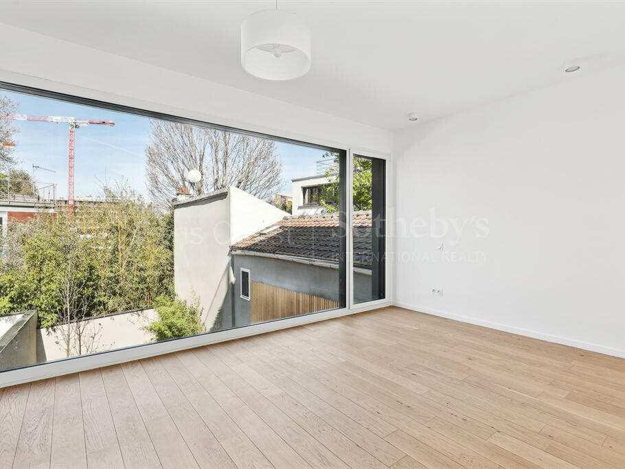 House Issy-les-Moulineaux