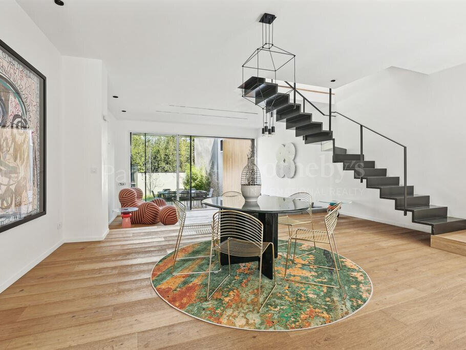 House Issy-les-Moulineaux