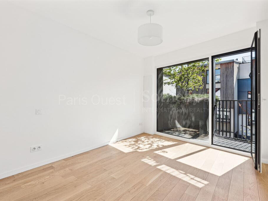 House Issy-les-Moulineaux