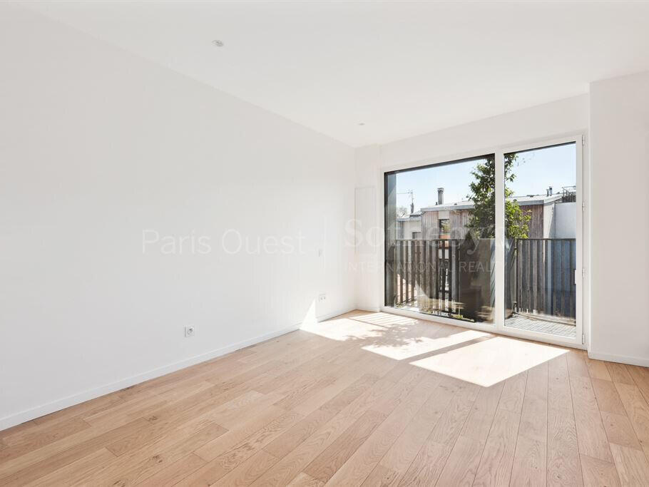 House Issy-les-Moulineaux