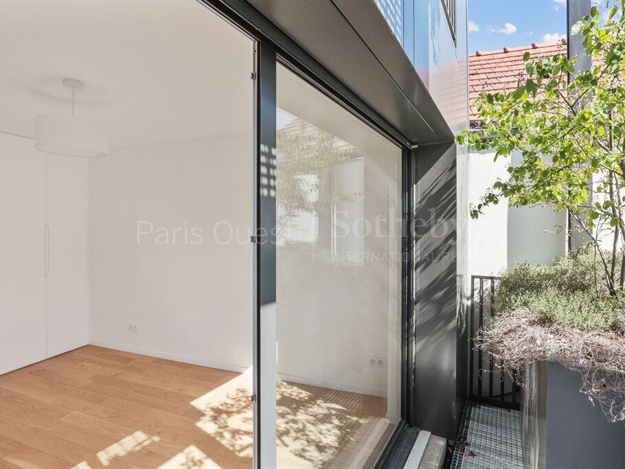 House Issy-les-Moulineaux