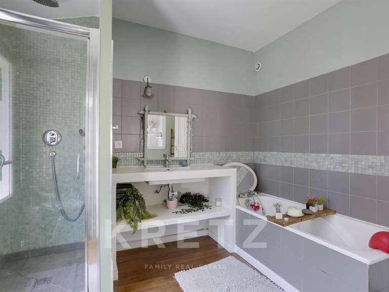 Maison Issy-les-Moulineaux - 4 chambres - 200m²