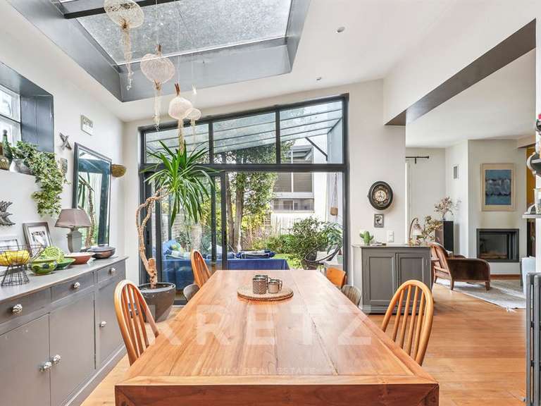 Maison Issy-les-Moulineaux - 4 chambres - 200m²