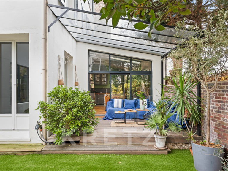 Maison Issy-les-Moulineaux - 4 chambres - 200m²