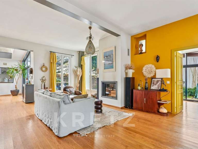 Maison Issy-les-Moulineaux - 4 chambres - 200m²