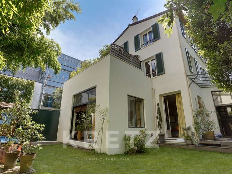 Maison Issy-les-Moulineaux - 4 chambres - 200m²