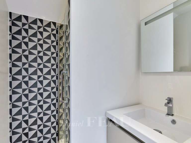 Maison Issy-les-Moulineaux - 5 chambres - 234m²