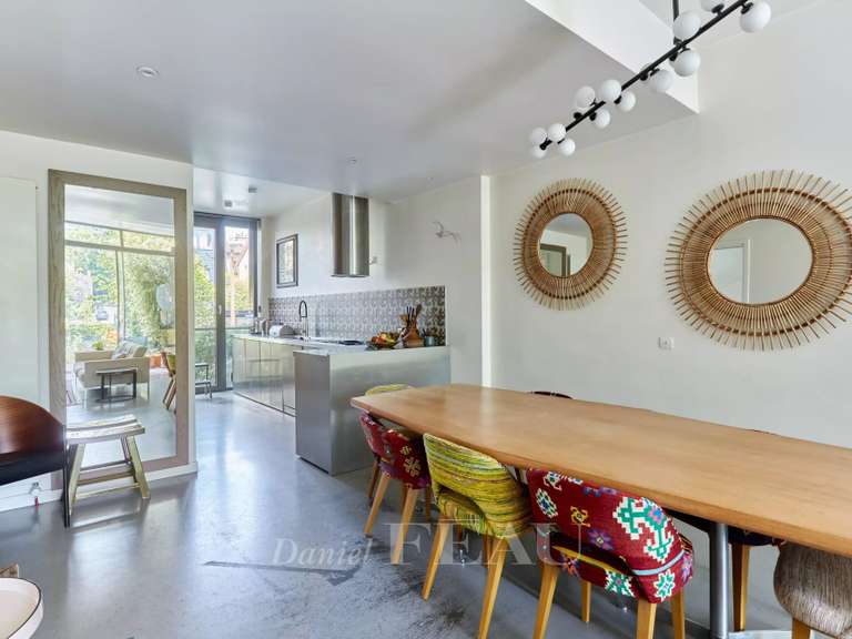 Maison Issy-les-Moulineaux - 5 chambres - 234m²