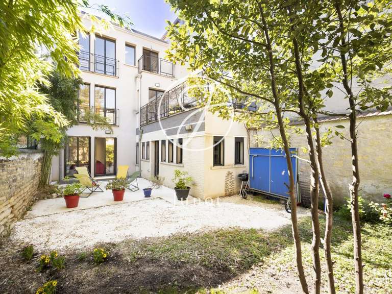 Maison Issy-les-Moulineaux - 5 chambres - 204m²