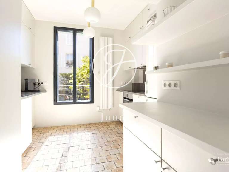 Maison Issy-les-Moulineaux - 5 chambres - 204m²