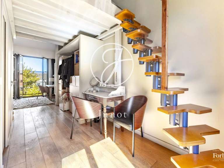 Maison Issy-les-Moulineaux - 5 chambres - 204m²