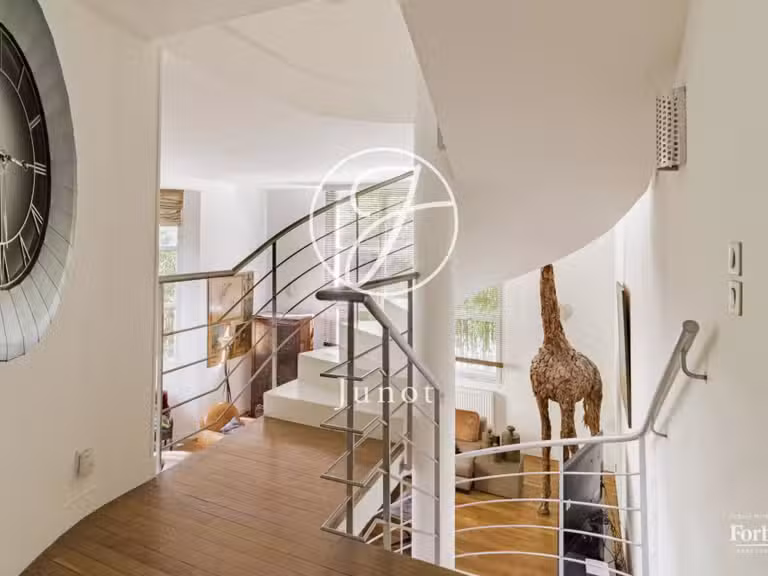 Maison Issy-les-Moulineaux - 5 chambres - 287m²