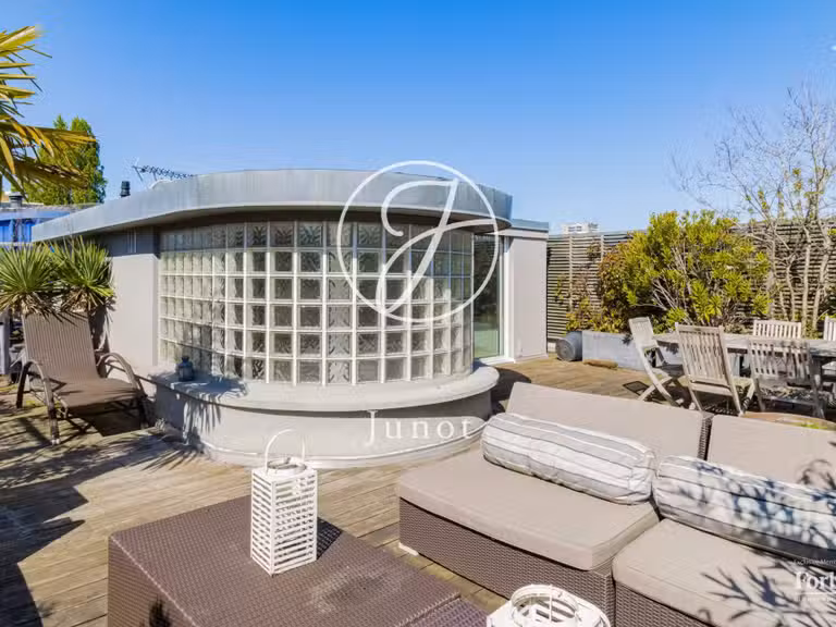 Maison Issy-les-Moulineaux - 5 chambres - 287m²
