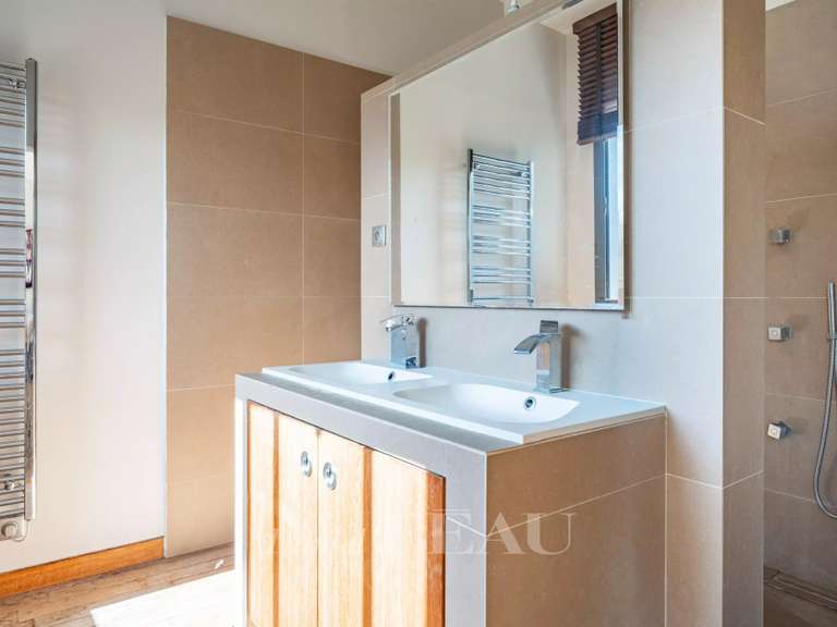 Maison Issy-les-Moulineaux - 6 chambres - 700m²