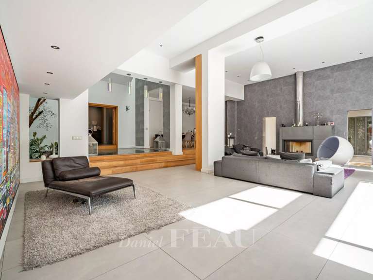 Maison Issy-les-Moulineaux - 6 chambres - 700m²