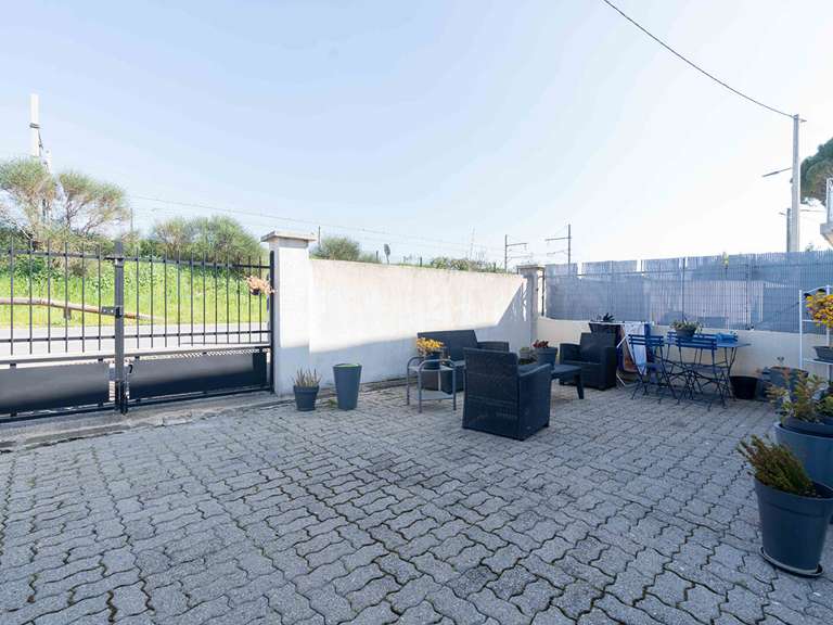 Maison Istres - 5 chambres - 154m²