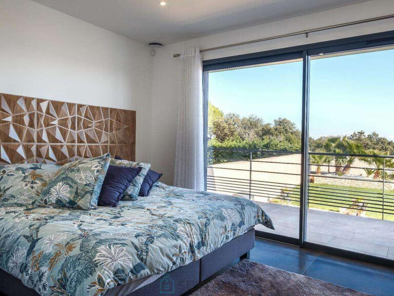 House Istres - 6 bedrooms