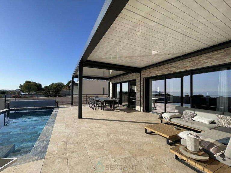 House Istres - 6 bedrooms