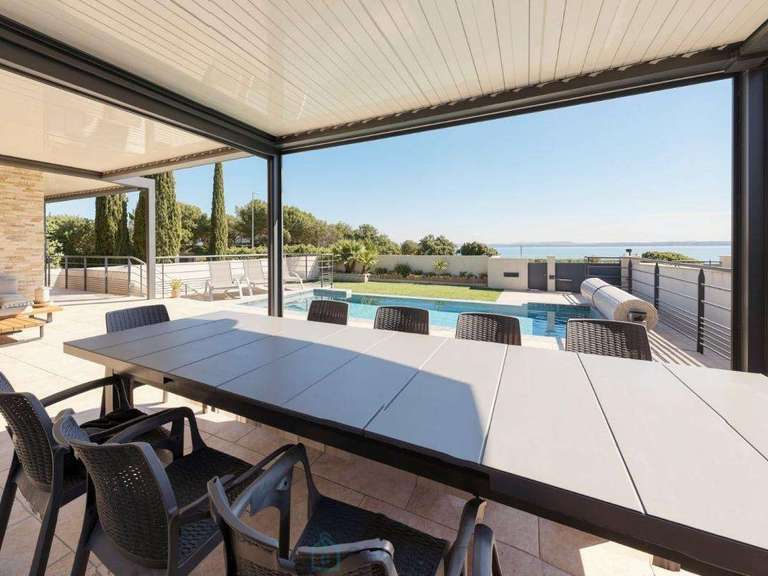 House Istres - 6 bedrooms