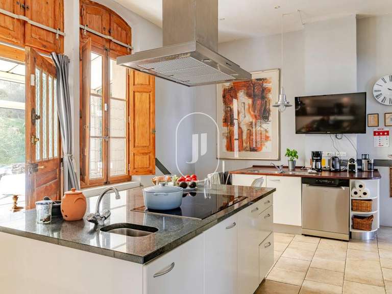 Property Istres - 13 bedrooms - 582m²