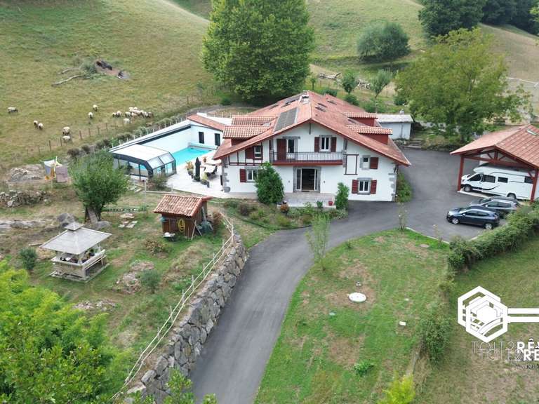 Maison Isturits - 9 chambres - 350m²