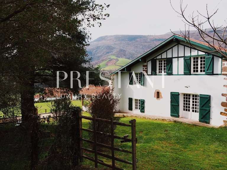 Maison Itxassou - 7 chambres - 250m²