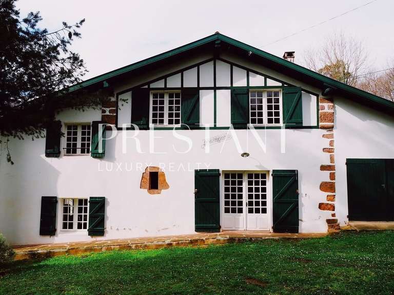 Maison Itxassou - 7 chambres - 250m²