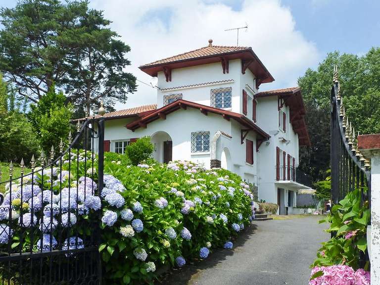 Maison Itxassou - 6 chambres - 265m²