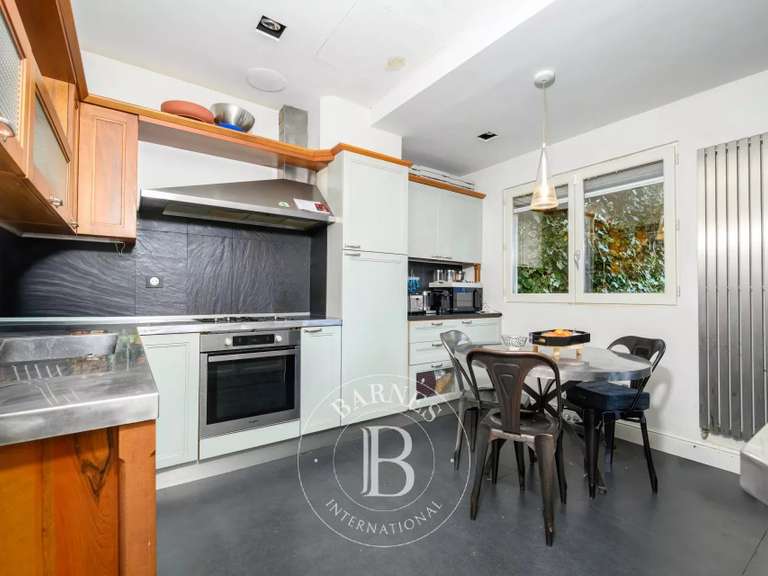 House Ivry-sur-Seine - 3 bedrooms - 185m²