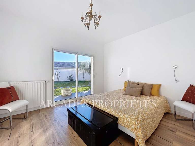 Maison Izon - 4 chambres - 228m²