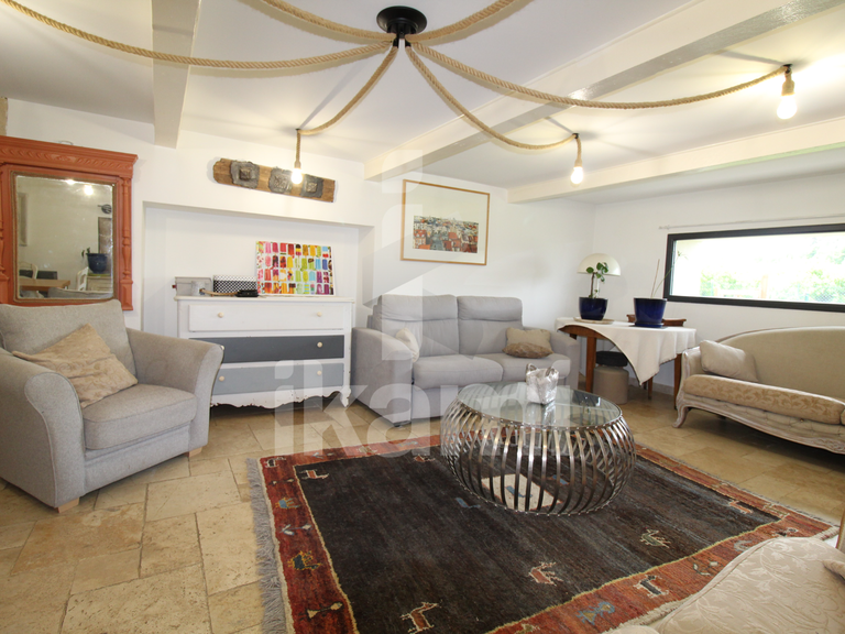 Maison Jaillans - 6 chambres - 279m²