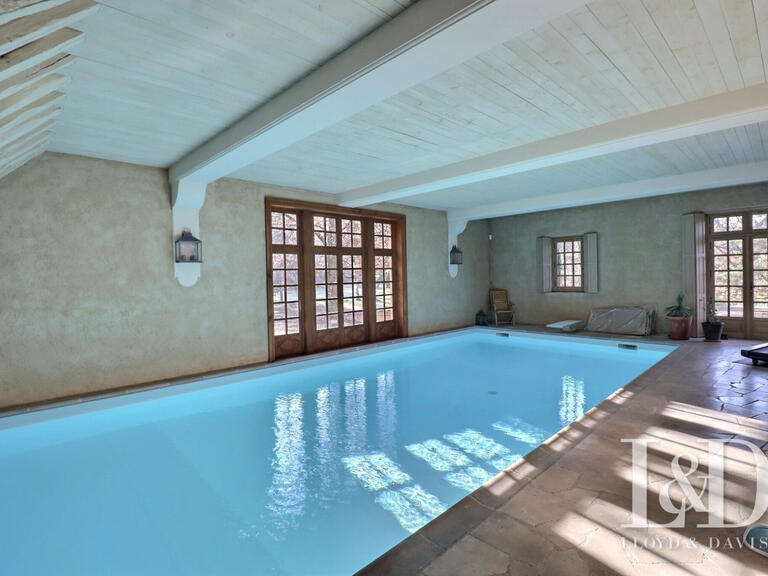 House Janville-sur-Juine - 5 bedrooms - 303m²