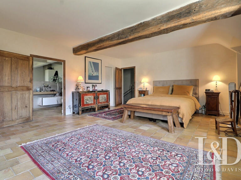 House Janville-sur-Juine - 5 bedrooms - 303m²