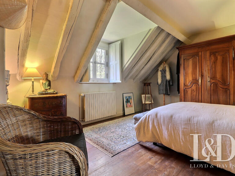 House Janville-sur-Juine - 5 bedrooms - 303m²
