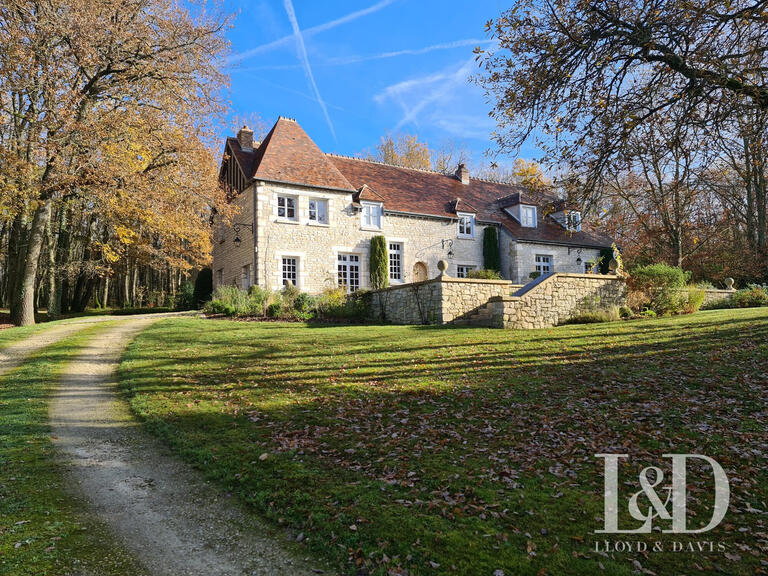House Janville-sur-Juine - 5 bedrooms - 303m²