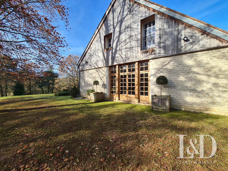 House Janville-sur-Juine - 5 bedrooms - 303m²